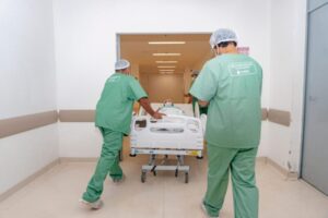 Governo do Estado dá início às cirurgias noturnas no Hospital da Ilha