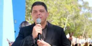 MP pede afastamento do prefeito e bloqueio R$ 1 milhão nas contas de Carolina por descumprir decisão judicial