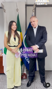 A deputada Amanda Gentil no INSS afirma a agência do INSS em Caxias e a implantação do  Atestmed no município…