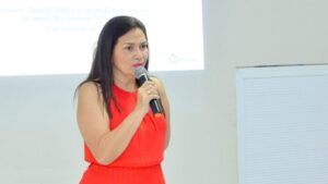 Professora Vanderly atrasa pagamento dos servidores públicos e aposentados em Anapurus