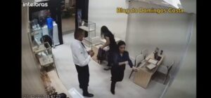 Joalheria é assaltada no Shopping da Ilha