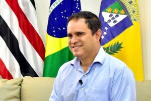 Edivaldo autoriza convocação de aprovados em concurso da Assistência Social