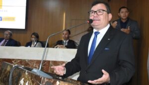 Ivaldo Rodrigues retoma mandato na Câmara Municipal