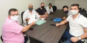 Ivaldo luta por mais espaços a motoristas de aplicativos