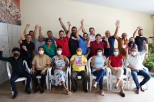 Chapa da Câmara registra foto em apoio a Paulo Victor