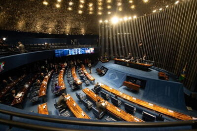 Imposto de Renda: Senado aprova isenção para 2 salários mínimos
