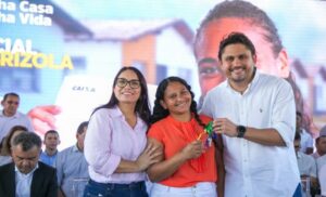 Ministro Juscelino Filho participa de entrega do Minha Casa, Minha Vida em Timon…