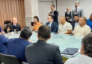 Rodoviários encerram greve após acordo com SET e poder público