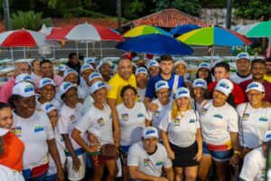 “Carnaval garantido e renda extra também”, destaca Roberto Costa na entrega 60 carrinhos Minha Renda em Bacabal