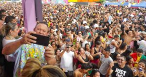 Placar do carnaval Brandão 2 x 0 Braide: Multidão toma conta da Litorânea pela segunda vez e Cidade do Carnaval “flopou”