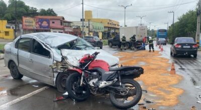 ASSISTA! Acidente com quatro veículos deixa motoqueiro ferido em avenida de São Luís