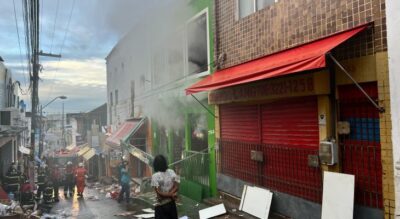 ASSISTA! Incêndio destrói quatro lojas e causa pânico no Centro de São Luís