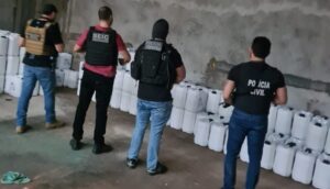 PC do MA prende cinco suspeitos de roubar carga de herbicidas avaliada em R$ 430 mil