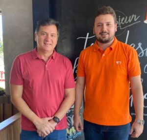Simplício vai se filiar ao Novo e pode ser candidato a prefeito de Pedreiras