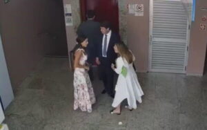Barraco!!! Esposa e ex-mulher de senador saem no tapa… Assistam ao vídeo!!!