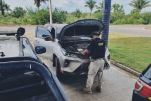 INVESTIGAÇÃO: PRF apreende carro que pertencia a Pacovan em Bela Vista