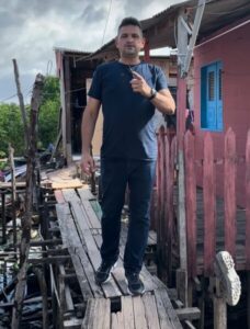 Pré-candidato a vereador, Dr Kenaz Cristian, denuncia falta de iluminação pública na região do Jaracati