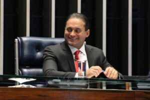 Projeto de Weverton prevê redução na conta de luz para usuários de baixa renda