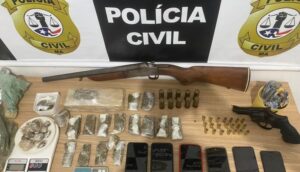 PCMA prende dupla por receptação dolosa e apreende drogas, armas e munições em Presidente Dutra