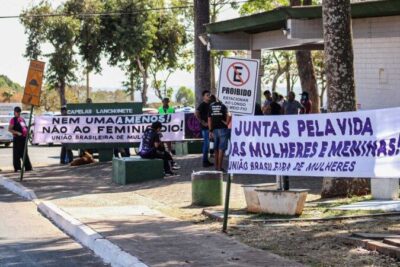 Congresso aprova projeto aumentando pena de feminicídio para 40 anos de cadeia