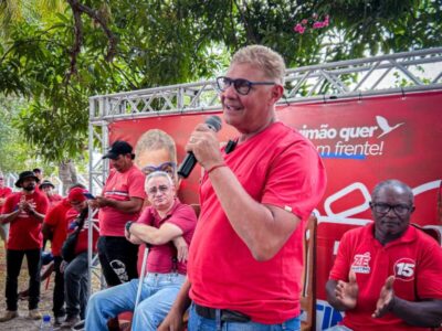 Zé Martins é candidato, está nas urnas e reforça confiança na vitória, em reunião com lideranças e candidatos da coligação em Bequimão