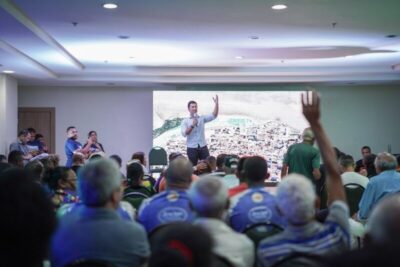 Duarte reforça compromisso com fazedores de cultura abandonados pela gestão Braide