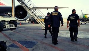 PF prende duas pessoas em aeroportos do Maranhão por apropriação indébita e homicídio