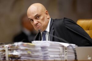 Dino brinca que STF vai conceder um Habeas Corpus preventivo e vitalício a Moraes; veja vídeo