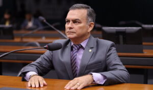Allan Garcês assina CPI do Abuso de Autoridade…