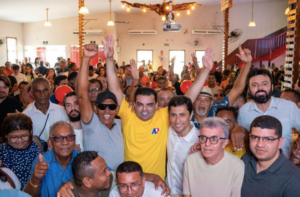 Álvaro Pires reúne multidão de líderes na Madre Deus