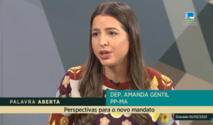 Amanda Gentil é acusada de falsificar sua formação do ensino superior