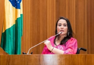 Andreia Rezende é eleita vice-presidente da Alema; Iracema Vale parabeniza deputada