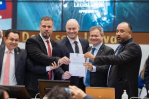 Alema diz que respeitou todas as normas constitucionais em indicação de Daniel Brandão para o TCE