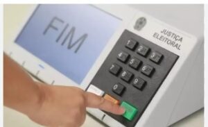 Cidadão usou o voto para mandar recado duro aos extremistas que ameaçam a democracia