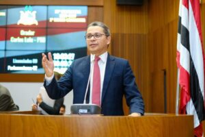 Deputado Carlos Lula comemora crescimento econômico e redução do desemprego no Brasil