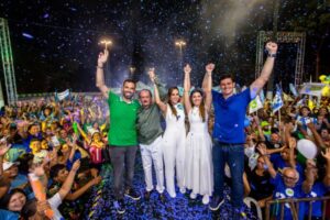 Dr.Julinho e Natercio Santos tem candidaturas a prefeito e vice oficializadas na maior convenção partidária da história de SJR