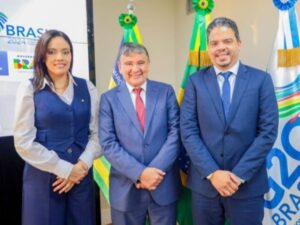 Deputada Lucyana e prefeito de Pinheiro, Luciano Genésio, se reúnem com o ministro Wellington Dias
