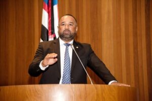 Roberto Costa quer homenagear Gonçalves Dias…