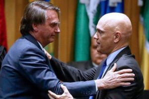 Segundo a PF, Bolsonaro mandou tirar prisão de Gilmar e Pacheco de minuta do golpe e deixar só Alexandre de Moraes