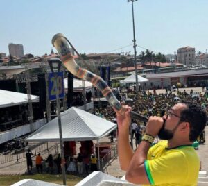 Imagem do dia: tangendo o gado bolsonarista…