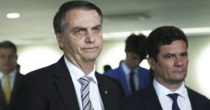 Jair Bolsonaro mostra-se refém de Sérgio Moro…