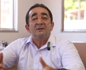 Em vídeo, médico que teve salário reduzido em Santa Rita chama Hilton Gonçalo de ‘tirano’ e ‘perseguidor’