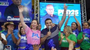 PL oficializa candidatura de Auricélio em Centro do Guilherme numa convenção marcada por uma multidão, carreata e show de luzes