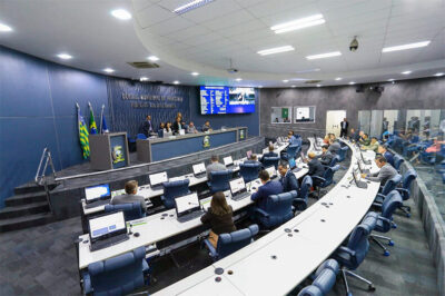 Salário de vereador em Teresina é maior que o do prefeito; confira os valores