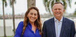 Todos em volta de Marcus Brandão….