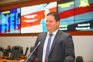 João Batista segundo assume como deputado estadual para representar Pinheiro e o Maranhão na Assembleia legislativa