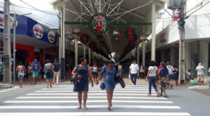 Imperatriz anuncia reabertura de igrejas, shoppings, restaurantes e academias