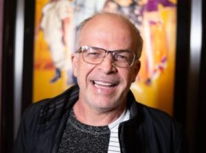 César Boaes, do espetáculo “Pão com Ovo”, assume direção do Teatro Arthur Azevedo