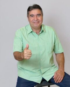 Ex-prefeito Cid Costa lidera pesquisa em Buriti Bravo