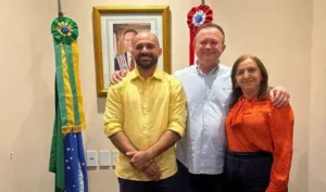 Valmira Miranda anuncia Renato Santos em Colinas…